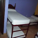 Almunias 호스텔