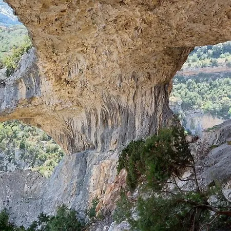 Almunias