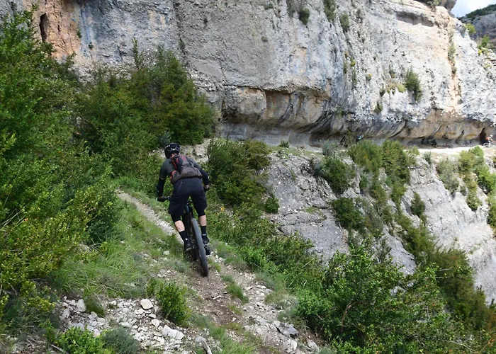 Almunias Auberge de jeunesse *