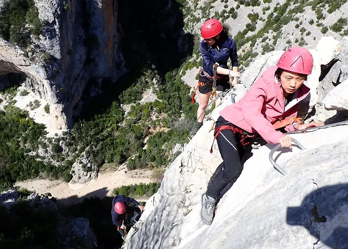 Almunias Auberge de jeunesse *