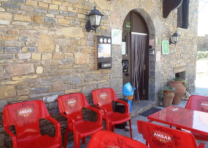 Auberge de jeunesse Almunias *